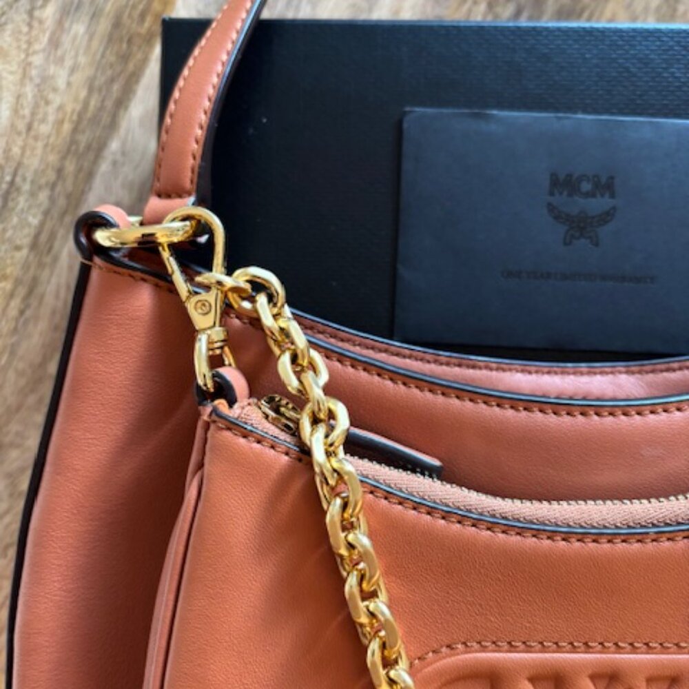 MCM Two In One Purse - Picture 8 of 11